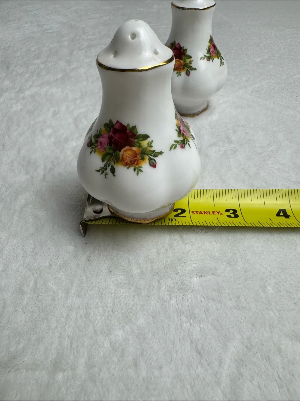Royal Albert England - Old Country Roses - Salt and Pepper Shakers - 3 inches